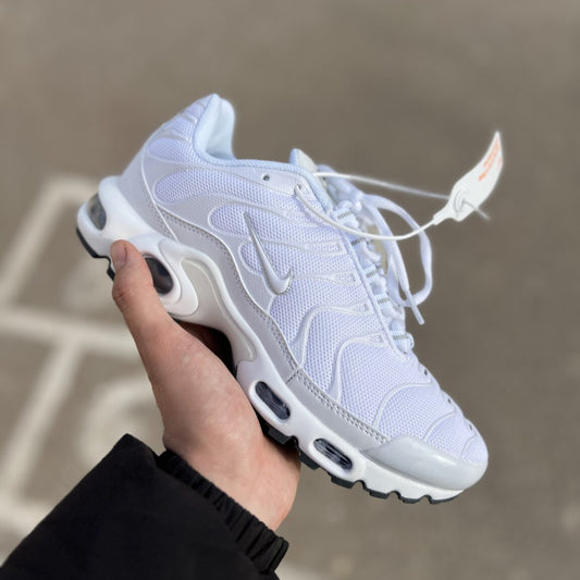 TN white